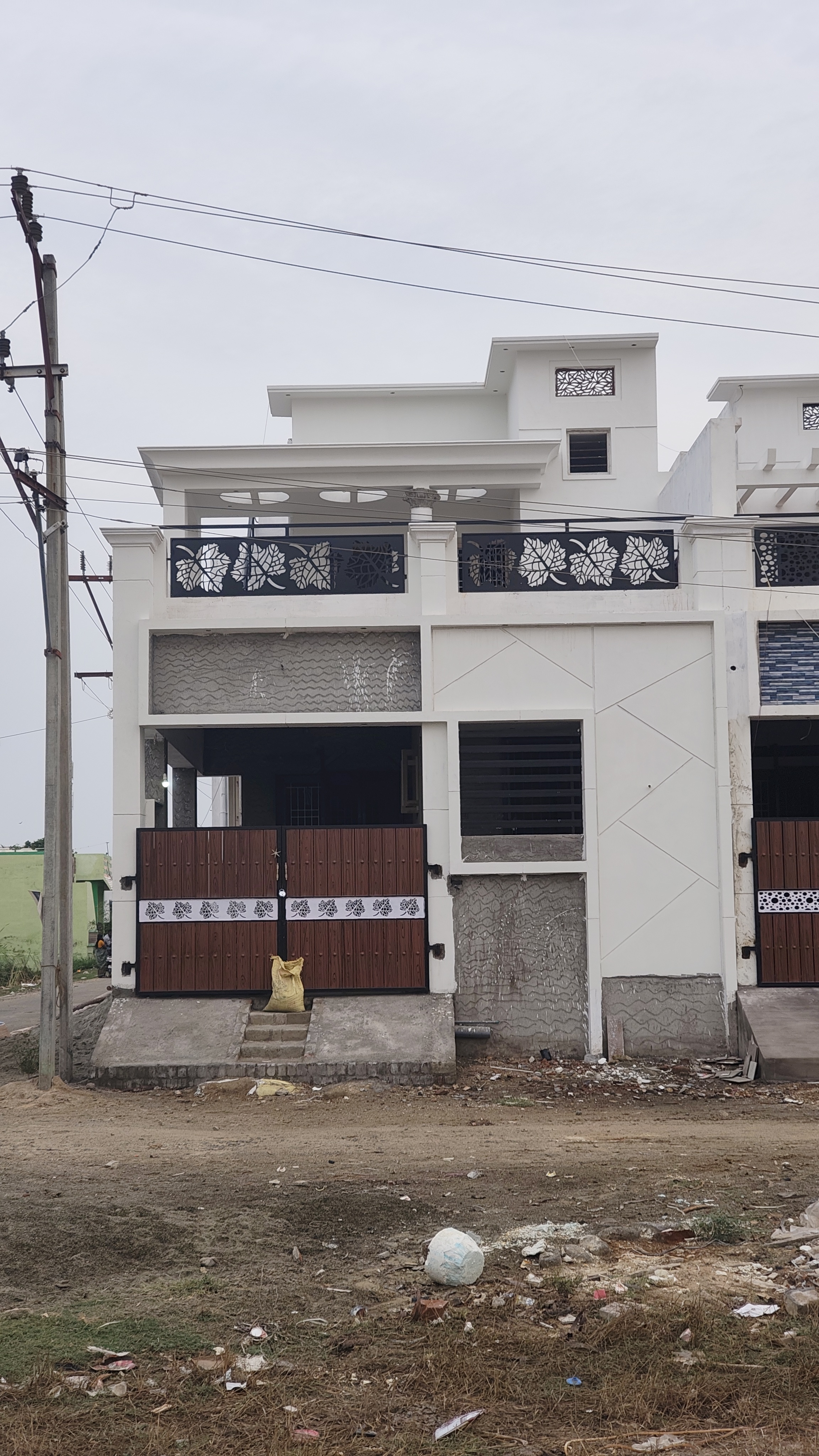 The White Leaf Villa